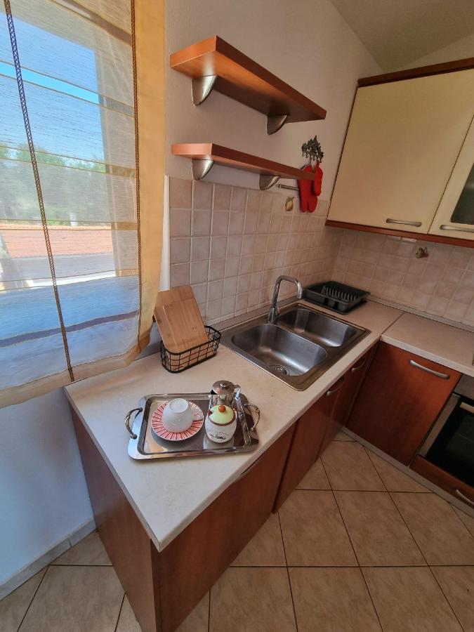 Sunny Apartment With Pool Šišan 외부 사진